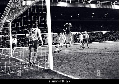 Leeds United v Tottenham Hotspur 1974 Banque D'Images