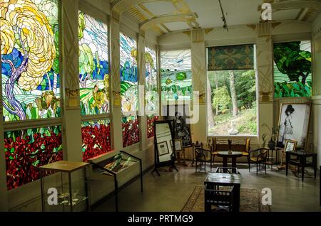 Les œuvres d'Ernst Fuchs, l'un des principaux représentants de l'école viennoise du réalisme fantastique, peut être vu dans la magnifique villa de style Art Nouveau Banque D'Images