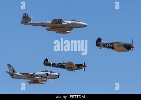 Ancien Royal Australian Air Force (RAAF) Commonwealth Aircraft Corporation CA-13 Boomerang à la tête d'un Supermarine Spitfire, Gloster Meteor et CAC Sabr Banque D'Images
