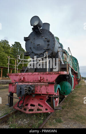 Vieille locomotive à Haapsalu, Estonie Banque D'Images