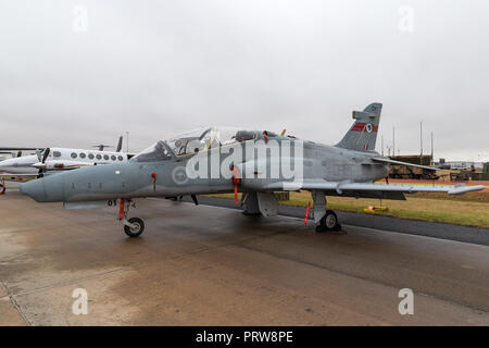 Royal Australian Air Force (RAAF) BAE Hawk 127 plomb dans un avion d'entraînement de chasse27-01. Banque D'Images