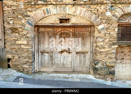 Saint-Véran, Hautes Alpes, France, 09/2016 Le village de Saint Véran, le plus haut de France, sur la liste des plus beaux villages de France. Banque D'Images