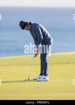 Kingsbarns Golf Links, Kingsbarns, Royaume-Uni. 4ème Oct, 2018. Alfred Dunhill Links Championship, premier tour ; Tommy Fleetwood d'Angleterre rolls accueil un birdie putt sur le dixième Crédit vert : Action Plus Sport/Alamy Live News Banque D'Images