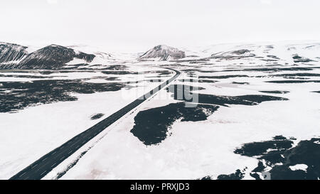 Panoramas islandais, vue aérienne sur les terres Banque D'Images