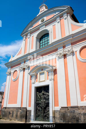 Église Santissima lAnnunziata, Vico Equense, Péninsule de Sorrente, Golfe de Naples, Campanie, Italie, Méditerranée, Europe Banque D'Images