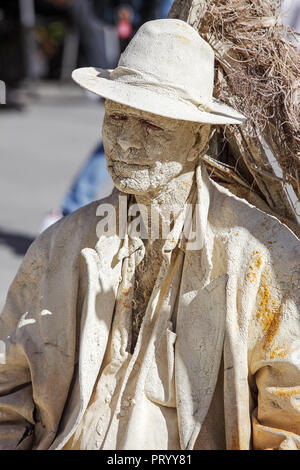 Le Sandmann/Sandman, vue ici tout en effectuant de la Marienplatz à Munich. L'un des meilleurs artistes de rue/interprètes que j'ai jamais vu. Banque D'Images