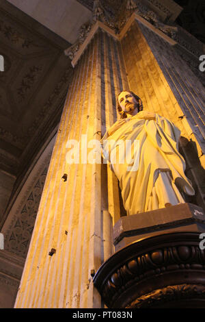 Dans l'église Saint-Louis de La Roche-sur-Yon (France). Banque D'Images