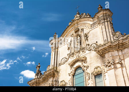 Détail de l'église saint François d'assise à Matera (Italie) Banque D'Images