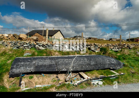 Currach, Currag . Vieux port de pêche se vanter - IRLANDE, Connemara, l'île Inishboffin, Inis Bo Finne (île de la vache blanche) Banque D'Images