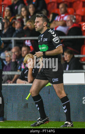 4 Octobre , totalement méchants, stade St Helens, Angleterre ; Betfred Super League Super 8s demi-finale St Helens v Warrington Wolves ; Liam Moore Crédit : Richard Long/News Images Banque D'Images