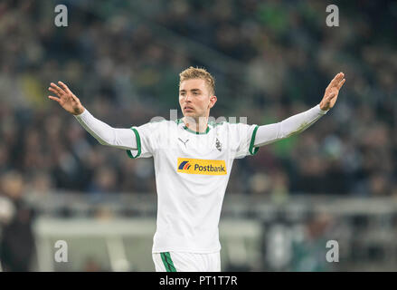 Mönchengladbach, Deutschland. 26 Sep, 2018. Christoph Kramer (MG) geste, geste. Soccer 1.Bundesliga, 5.journée Borussia Mönchengladbach, (MG) - l'Eintracht Francfort (F) 3 : 1 le 26/09/2018 à Borussia Mönchengladbach/Allemagne. # #  DFL règlement interdit toute utilisation des photographies comme des séquences d'images et/ou quasi-vidéo # #  | Conditions de crédit dans le monde entier : dpa/Alamy Live News Banque D'Images