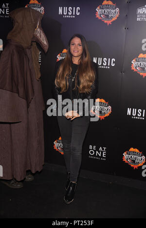 Crawley, Royaume-Uni. 05Th Oct, 2018. Ellie Jones assiste à la "hocktober Tulleys' press nuit à Farm le 5 octobre 2018 à Crawley, West Sussex Crédit : Paul Licorish/Alamy Live News Banque D'Images