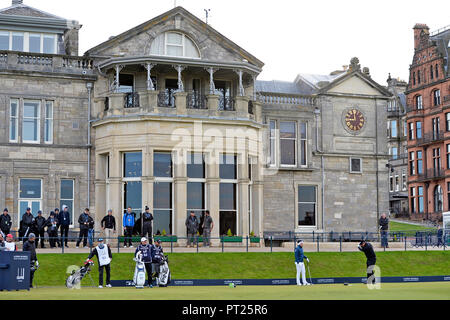 St Andrews, Écosse, Royaume-Uni. 6 octobre 2018. Le premier match de la journée 3 de la Dunhill Links Championship sur le raccord en t à l'Old Course, St Andrews. © Ken Jack / Alamy Live News Banque D'Images