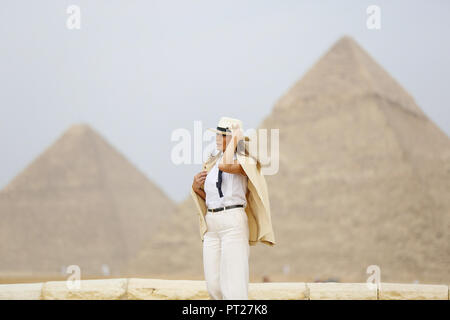 17 septembre 2013, l'Égypte, Le Caire : Première Dame Melania Trump visite les pyramides de Gizeh. Photo : -/dpa Banque D'Images