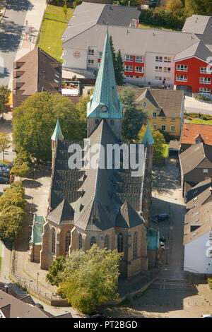 Vue aérienne, Cathédrale, Niederwenigern, Hattingen, Ruhr, Nordrhein-Westfalen, Germany, Europe Banque D'Images