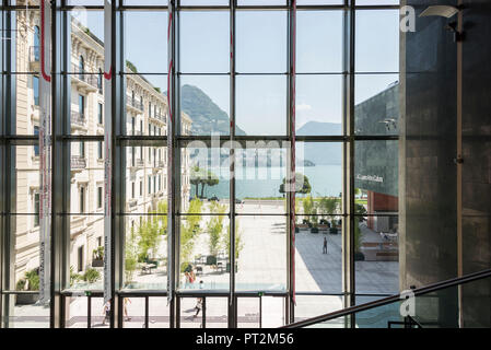 Vue depuis le Centre d'art et de culture Museo d'Arte della Svizzera italiana LAC par l'architecte tessinois Ivano Gianola, Lugano, Lac de Lugano, Tessin, Suisse Banque D'Images