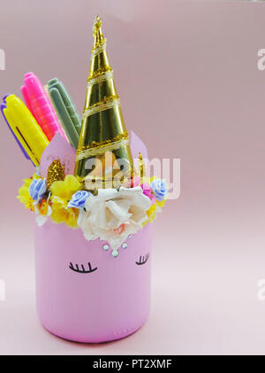 Bricolage, bricoler, porte-crayons, UNICORN Banque D'Images