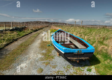 Vieux port de pêche se vanter - IRLANDE, Connemara, l'île Inishboffin, Inis Bo Finne (île de la vache blanche) se trouve à 11 kilomètres au large de la côte de Galway. Banque D'Images