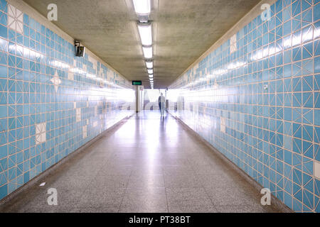 Portugal, Lisbonne, Lisbonne Estação do São Sebastião, artistique conçu carreau de mur d'images dans le métro Banque D'Images