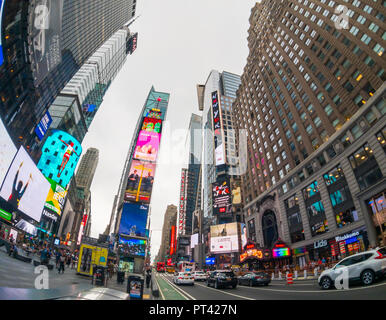 Time Square jour heure cityscape Banque D'Images