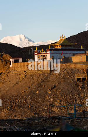 Mapham Yutso, lac Manasarowar, Chiu monastère au Tibet, Banque D'Images