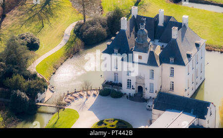 Gartrop Castle est un château à douves dans Hünxer Gartrop district -Bühl, Hünxe, Ruhr, Rhénanie du Nord-Westphalie, Allemagne Banque D'Images