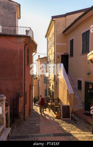 Tellaro Alley, village de Lerici, La Spezia, ligurie, italie Banque D'Images