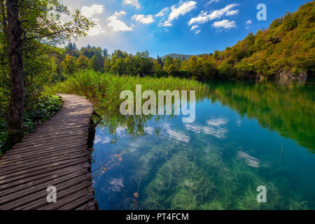 Lacs de Plitvice Parc National. Saison Automne site de l'UNESCO. De l'automne. La Croatie. Banque D'Images