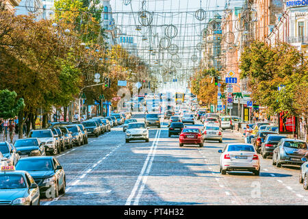 Kiev, Ukraine - 22 septembre, 2018 : vue sur la rue centrale de la ville. Banque D'Images