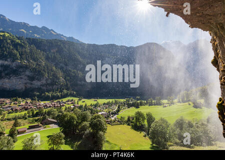 Staubbach Falls, Lauterbrunnen, Interlaken-Oberhasli, Canton de Berne, Suisse Banque D'Images