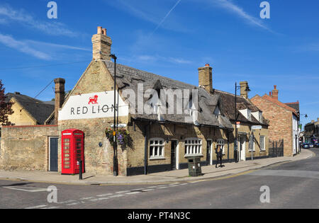 Le Red Lion Public House, High Street, Soham, Cambridgeshire, Angleterre, RU Banque D'Images