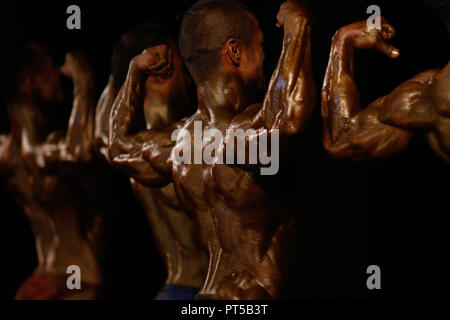 Beijing, Chine. 6 Oct, 2018. Les participants prennent part à un concours de body building à Katmandou du Népal, le 6 octobre 2018. Credit : Sulav Shrestha/Xinhua/Alamy Live News Banque D'Images