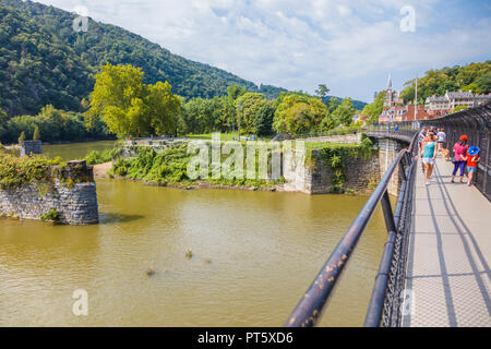 Sentier des Appalaches passerelle sur pont ferroviaire qui traverse la rivière Potomac à Harpers Ferry National Historical Park à West Virginia Banque D'Images