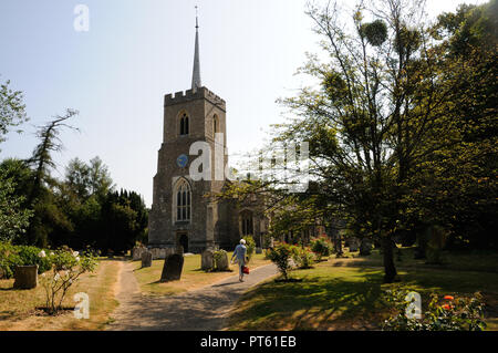 St Andrew's Church, Much Hadham, Hertfordshire, datant du 13ème siècle, est grande église. Une fois tenu par les évêques de Londres Banque D'Images