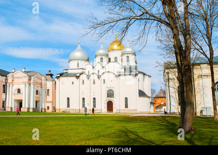 Veliki Novgorod, Russie - le 29 avril 2018. Cathédrale Sainte-Sophie à Krasnodar, Russie. Vue du printemps de Veliki Novgorod monument Banque D'Images