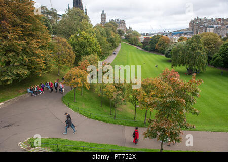 Les jardins de Princes street à l'Ouest, l'automne Banque D'Images