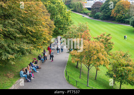 Les jardins de Princes street à l'Ouest, l'automne Banque D'Images