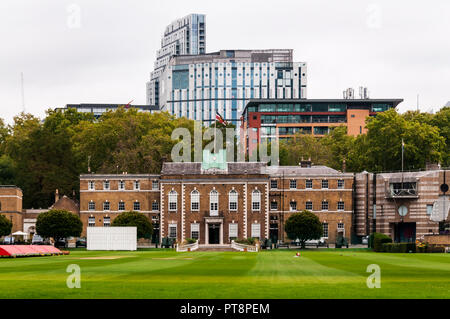 Armoury House la maison de l'honorable Artillerie Company derrière le terrain de cricket du jardin de l'Artillerie à Londres. Banque D'Images