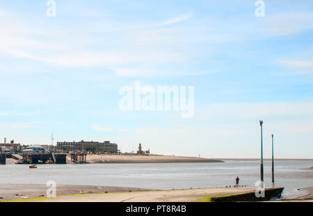 Avis de Fleetwood de Knott Fin sur mer à l'estuaire de la rivière Wyre Lancasjire England UK Banque D'Images