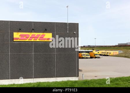 Skanderborg Danemark - Avril 22, 2018 : DHL entrepôt et bureau. DHL Express est une division de la société de logistique allemand Deutsche Post Banque D'Images