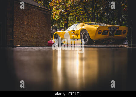 GT40 jaune au patrimoine de Bicester Scramble Dimanche, Octobre 2018. L'Angleterre Banque D'Images