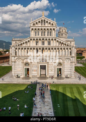 Façade de Cattedrale di Pisa, Toscane, Italie Banque D'Images