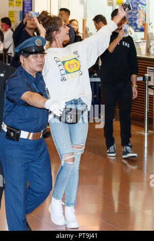 Modèle américain Taylor Hill arrive à l'Aéroport International de Tokyo le 8 octobre 2018, Tokyo, Japon. Credit : Rodrigo Reyes Marin/AFLO/Alamy Live News Banque D'Images