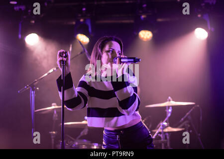 Danemark, copenhague - le 7 octobre 2018. Le chanteur et compositeur anglais Blackery Emma effectue un concert live à bêta dans Copenhague. (Photo crédit : Gonzales Photo - Ewa Godd). Gonzales : Crédit Photo/Alamy Live News Banque D'Images