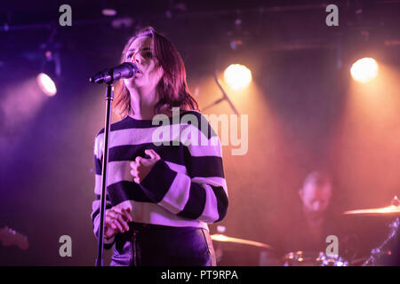 Danemark, copenhague - le 7 octobre 2018. Le chanteur et compositeur anglais Blackery Emma effectue un concert live à bêta dans Copenhague. (Photo crédit : Gonzales Photo - Ewa Godd). Gonzales : Crédit Photo/Alamy Live News Banque D'Images