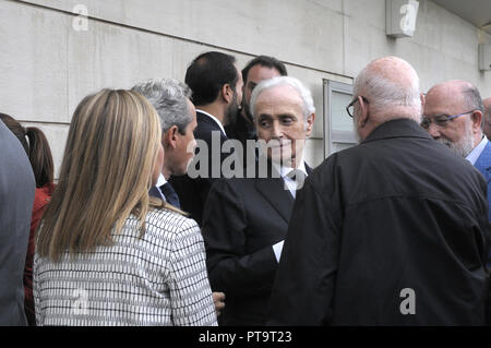 Barcelone, Espagne. 8 octobre 2018. Funérailles de la diva espagnole Montserrat Caballé, à Barcelone. Elle est décédée le samedi 6 octobre 2018, 85 ans. Sa famille, plusieurs amis comme Josep Carreras, Jaume Arragall, Jordi Savall, Albano, politiciens et de nombreux admirateurs ont aidé à donner le dernier adieu à la soprano. Credit : Rosmi Duaso/Alamy Life News Banque D'Images