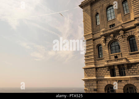 Musée Océanographique de Monaco-Ville pendant un jour d'été Banque D'Images