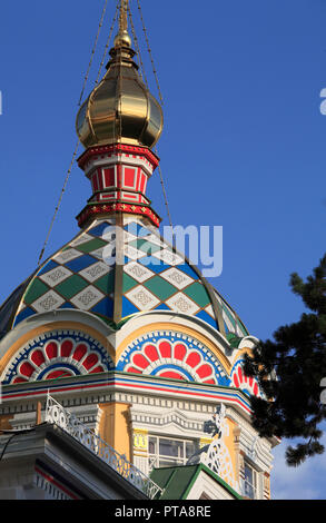 Kazakhstan, Almaty, Cathédrale de l'Ascension, l'Eglise orthodoxe russe, Andrey Zenkov, architecte Banque D'Images