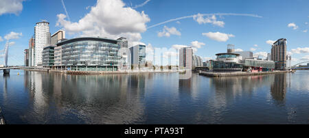 La BBC et les autres bâtiments de MediaCity UK, Salford Quays, Manchester, UK Banque D'Images