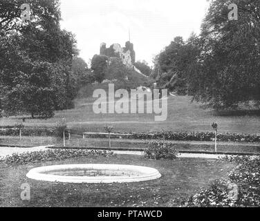 Château Hawarden, Flintshire, Pays de Galles, 1894. Créateur : Inconnu. Banque D'Images